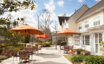 give you the address of this location