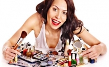 provide Five members Make-up artists contact details