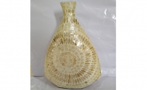 give this ceramic pot on rent 