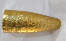 give this brass flower vase on rent