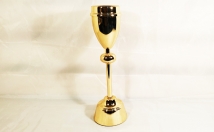 give this candle holder on rent 