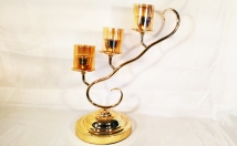 give this tree shape candle holder on rent 