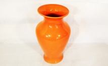 give this crafted ceramic flower vase on rent