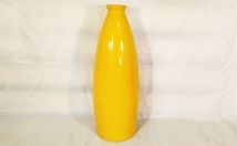 give this flower vase for living room on rent