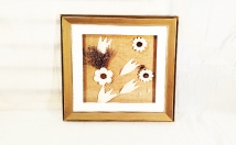 give this synthetic wood frame on rent