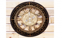 give this Wooden clock on rent 
