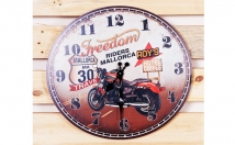 give this beautiful wall clock on rent