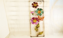 give this iron decorative floral frame on rent
