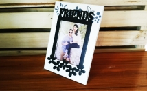 give this beautiful frame on rent 