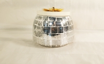 give this silver box on rent 